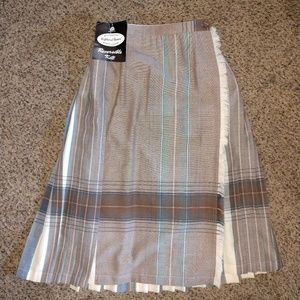 HIGHLAND QUEEN KILT! NEW! VINTAGE! REVERSIBLE